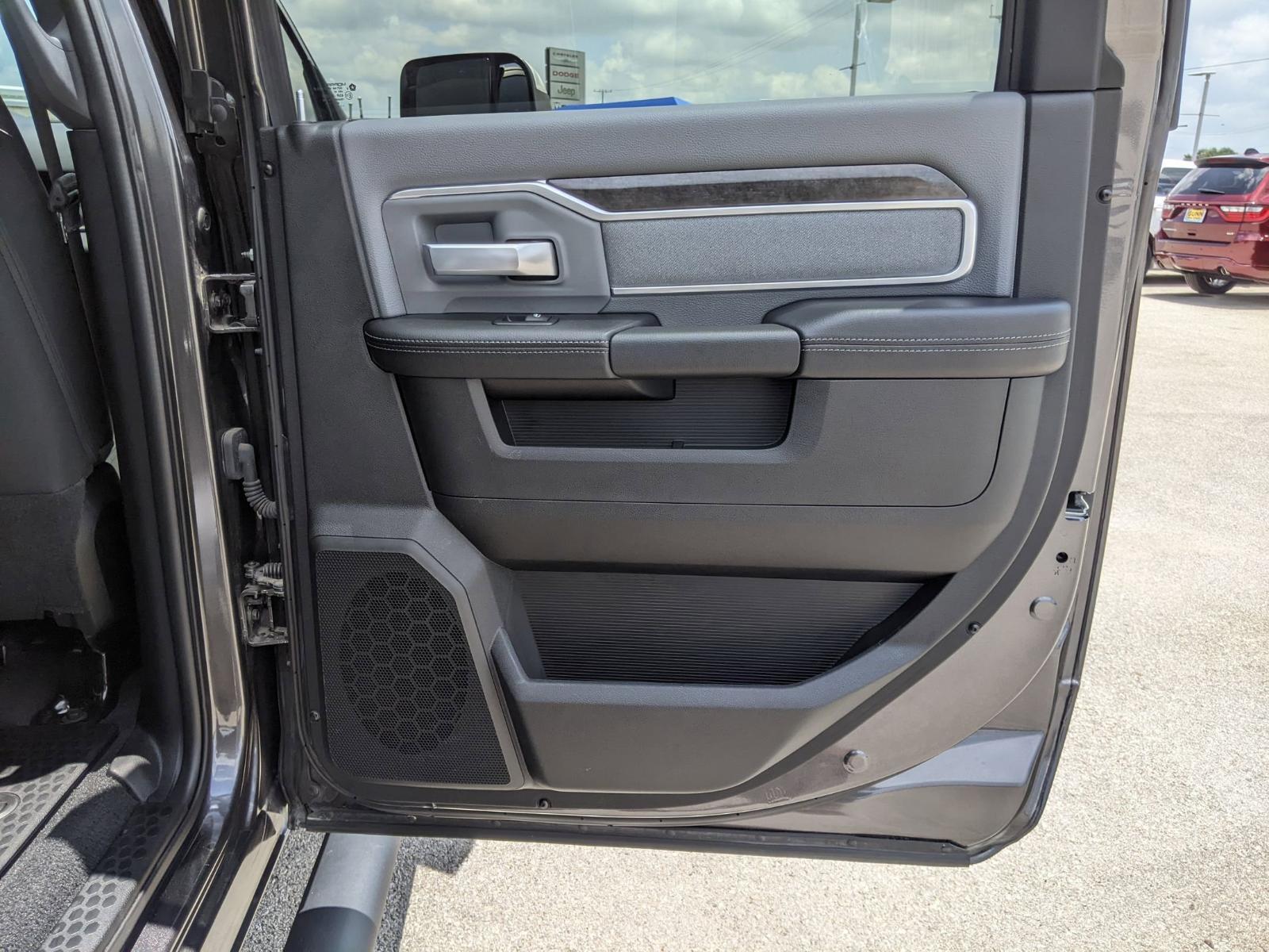2022 Ram 2500 Vehicle Photo in Seguin, TX 78155