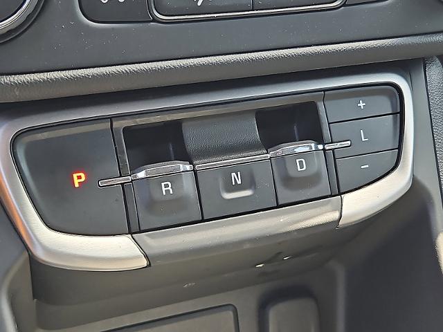 2024 GMC Terrain Vehicle Photo in TREVOSE, PA 19053-4984