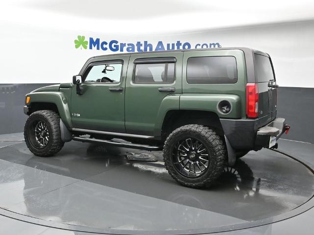 2006 HUMMER H3 Vehicle Photo in Cedar Rapids, IA 52402