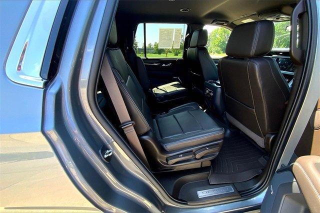 2022 GMC Yukon Vehicle Photo in TOPEKA, KS 66609-0000