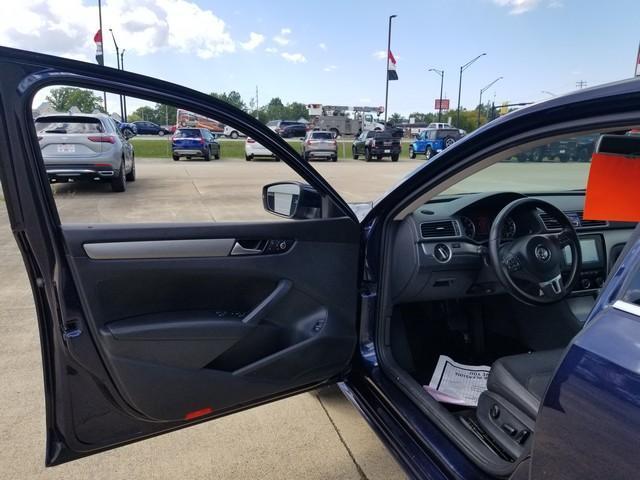 2014 Volkswagen Passat Vehicle Photo in ELYRIA, OH 44035-6349