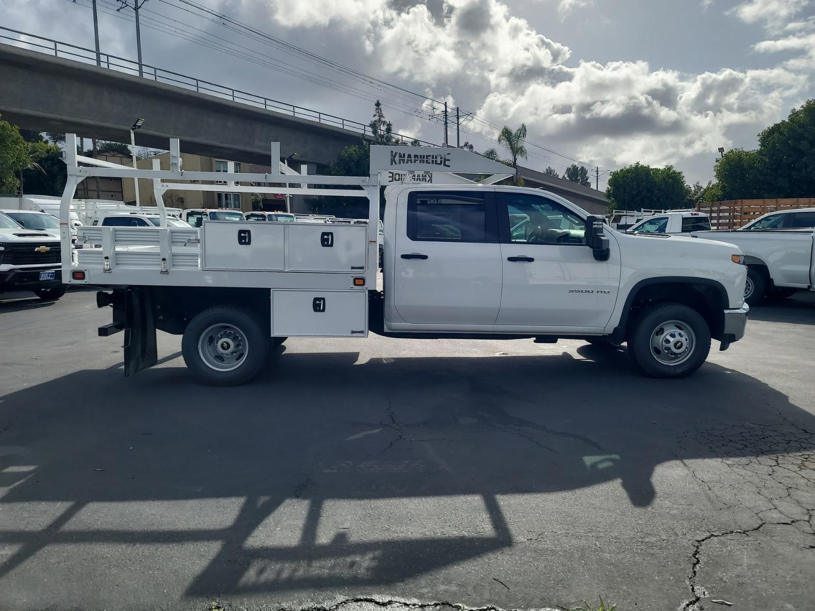 2023 Chevrolet Silverado 3500 HD CC Vehicle Photo in LA MESA, CA 91942-8211