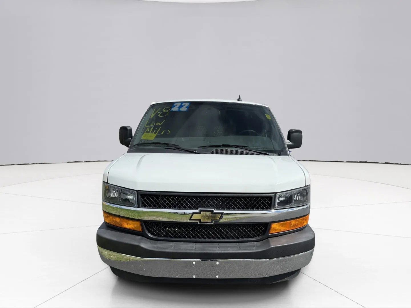 2022 Chevrolet Express Cargo 2500 Vehicle Photo in LEOMINSTER, MA 01453-2952