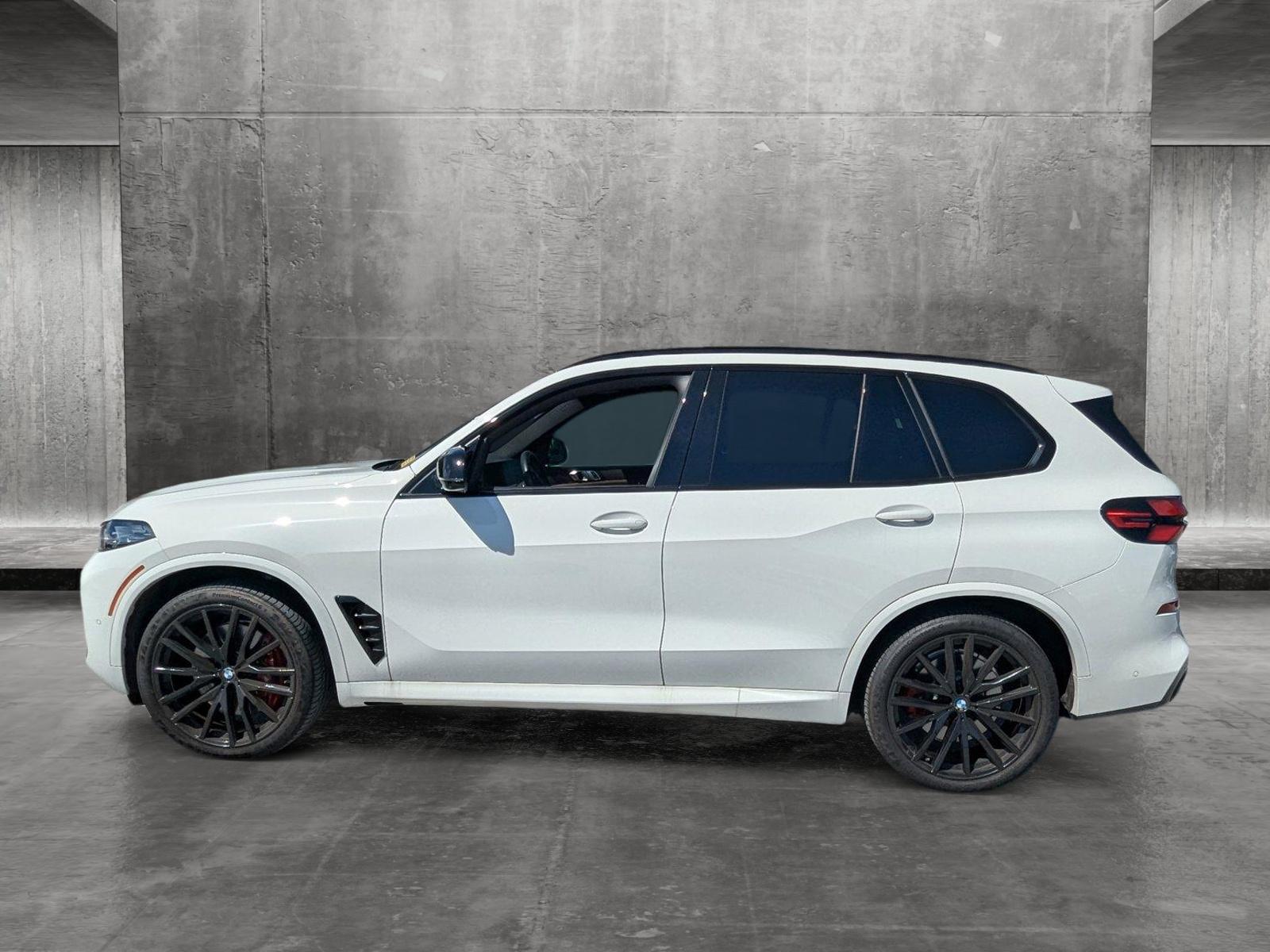 2024 BMW X5 M60i Vehicle Photo in Delray Beach, FL 33444