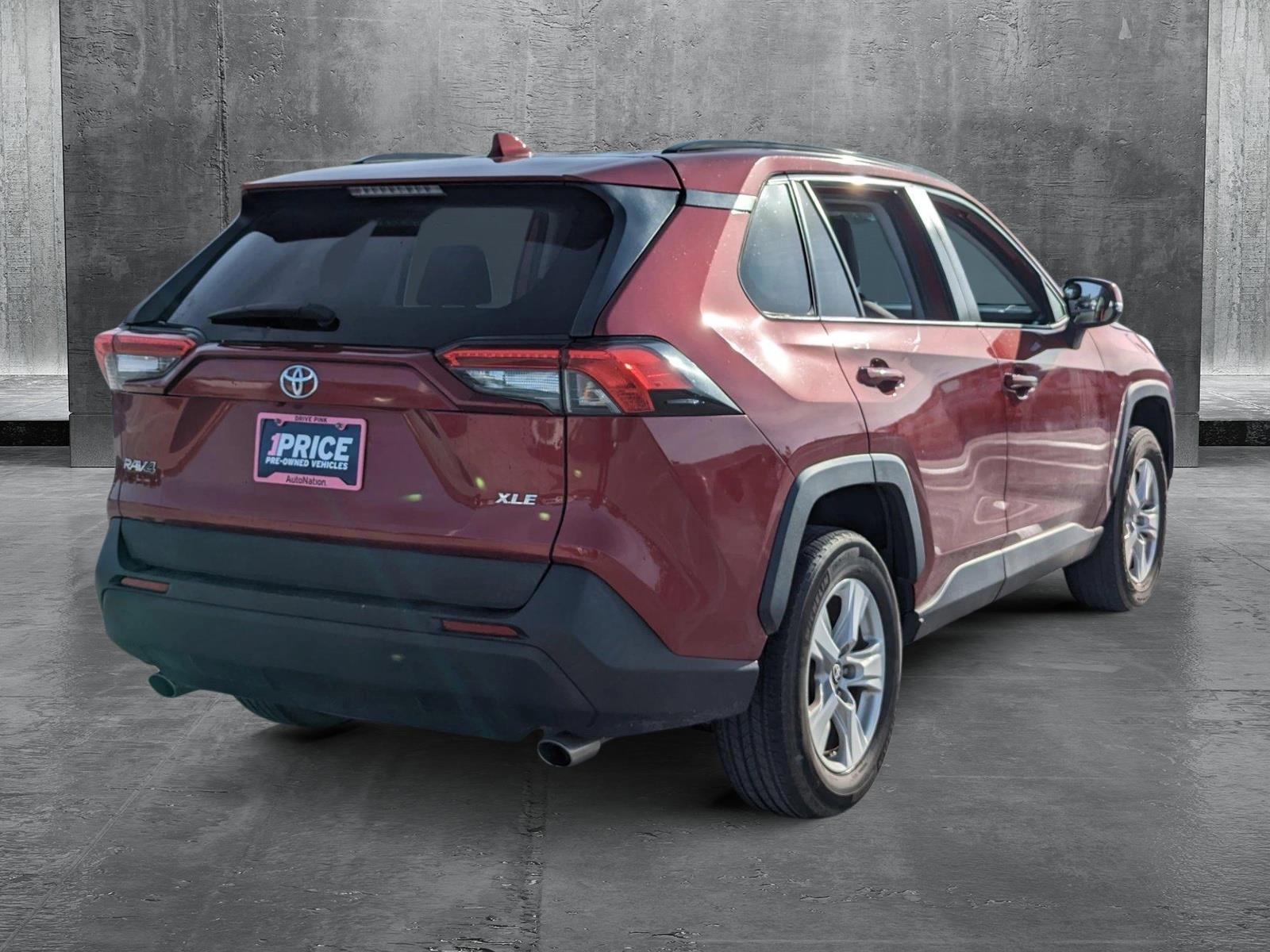 2021 Toyota RAV4 Vehicle Photo in Ft. Myers, FL 33907