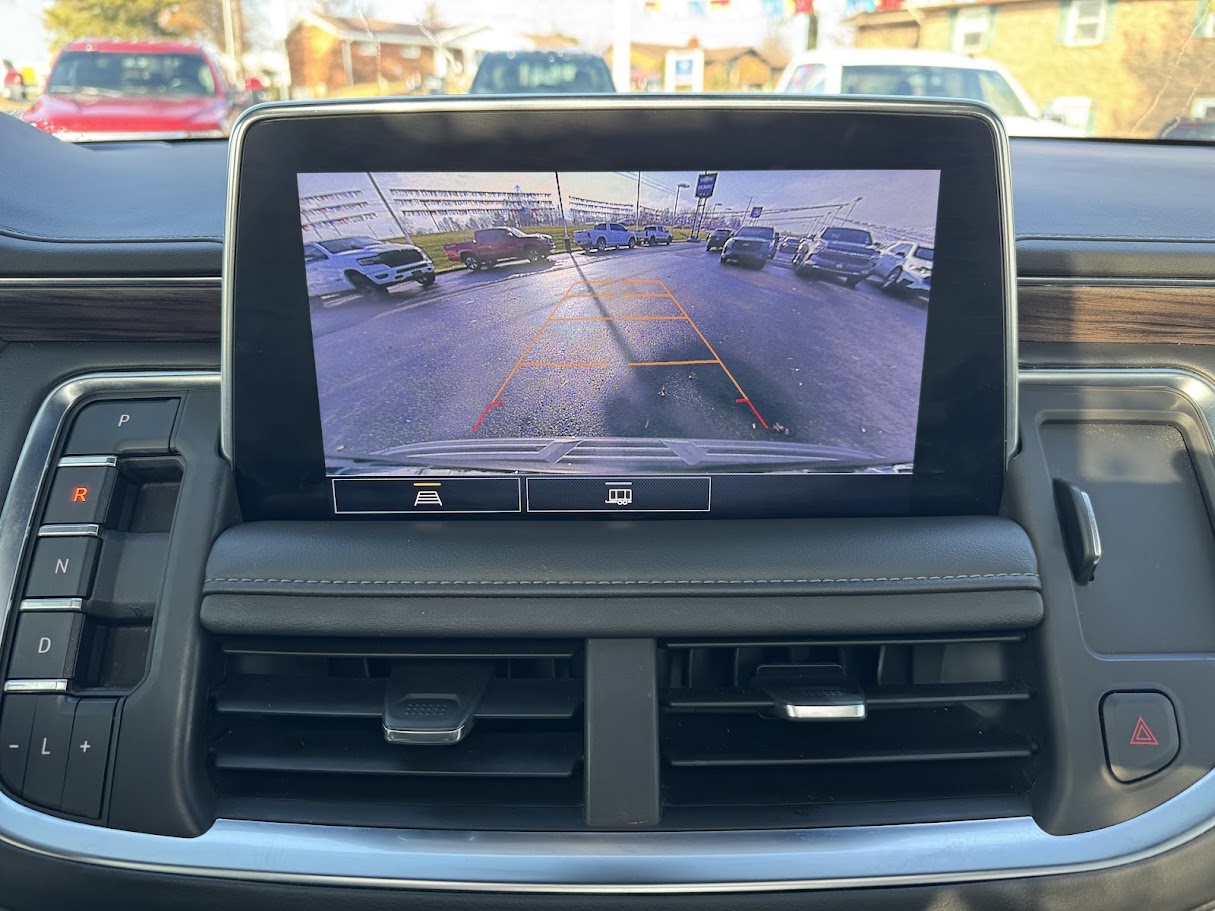 2021 Chevrolet Tahoe Vehicle Photo in BOONVILLE, IN 47601-9633