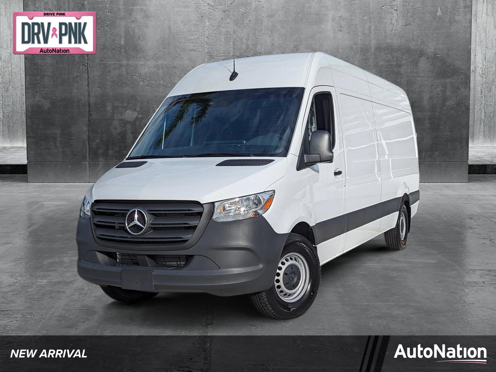 2024 Mercedes-Benz Sprinter Cargo Van Vehicle Photo in Pembroke Pines , FL 33027