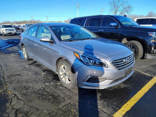 2016 Hyundai Sonata Vehicle Photo in GREEN BAY, WI 54304-5303