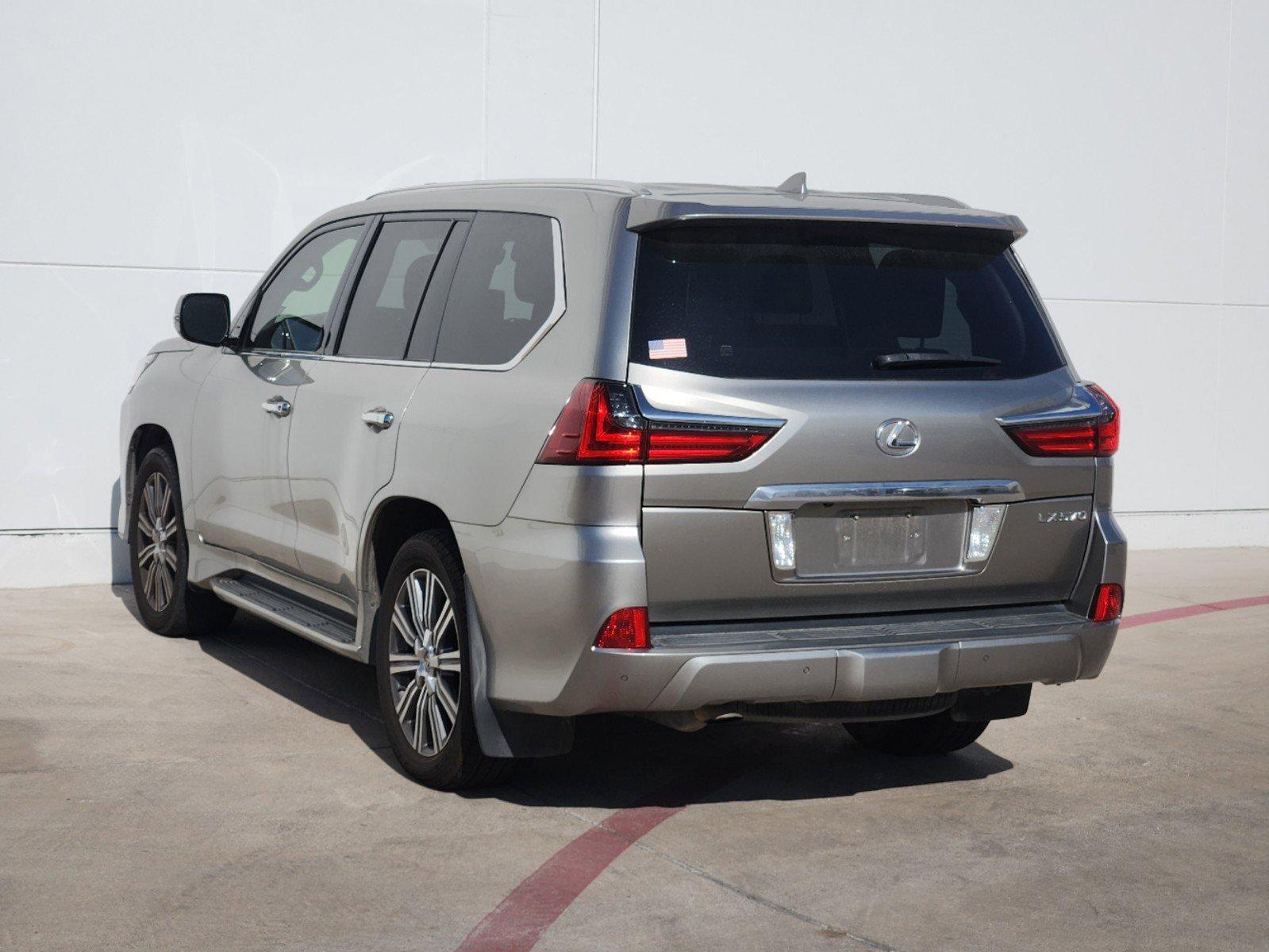 2016 Lexus LX 570 Vehicle Photo in GRAPEVINE, TX 76051-8302