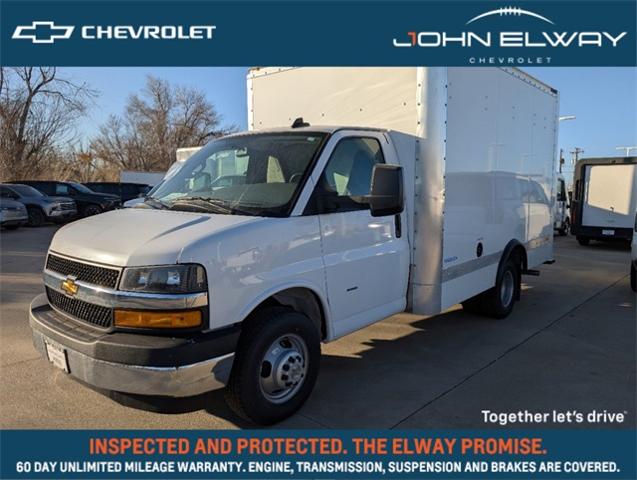 2024 Chevrolet Express Commercial Cutaway Vehicle Photo in ENGLEWOOD, CO 80113-6708