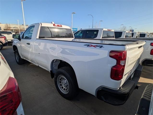 2025 Chevrolet Silverado 1500 Vehicle Photo in ENGLEWOOD, CO 80113-6708