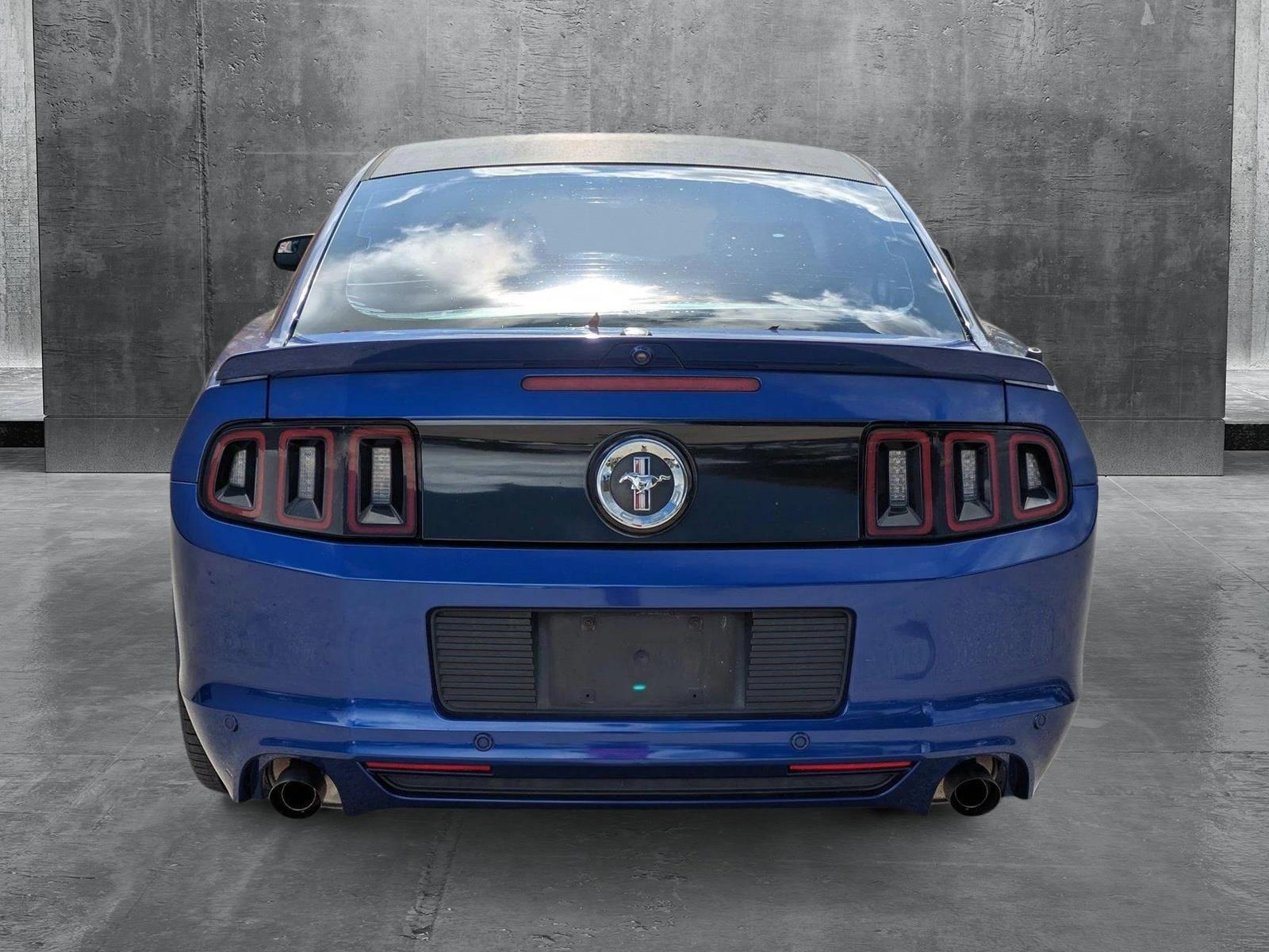 2013 Ford Mustang Vehicle Photo in GREENACRES, FL 33463-3207