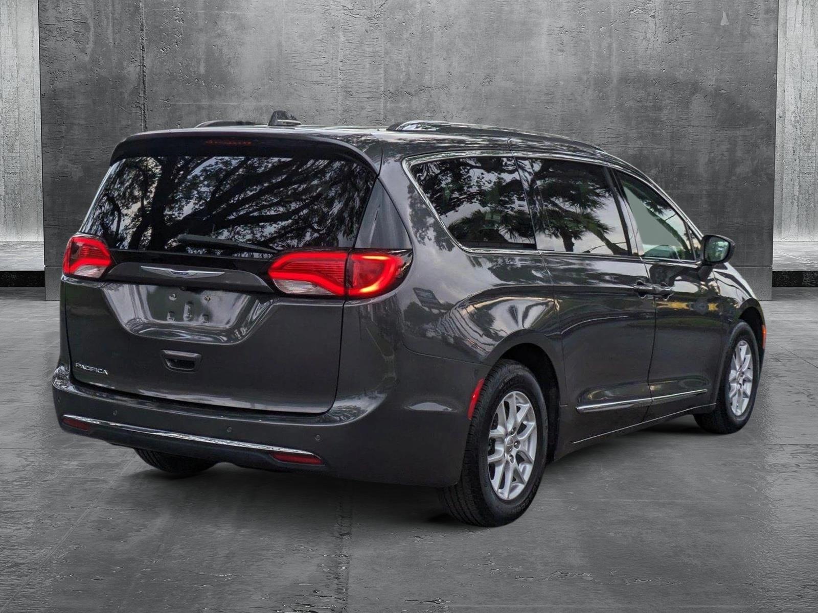 2020 Chrysler Pacifica Vehicle Photo in WEST PALM BEACH, FL 33407-3296