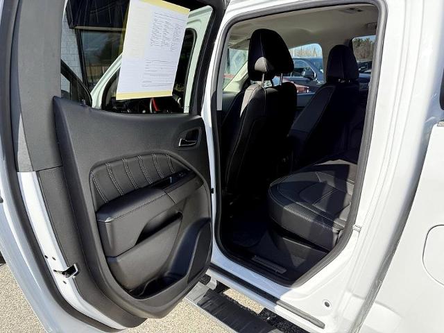 2022 GMC Canyon Vehicle Photo in CHICOPEE, MA 01020-5001