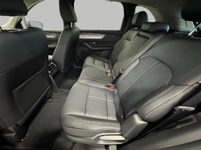 2025 Mazda CX-70 Vehicle Photo in Green Bay, WI 54304