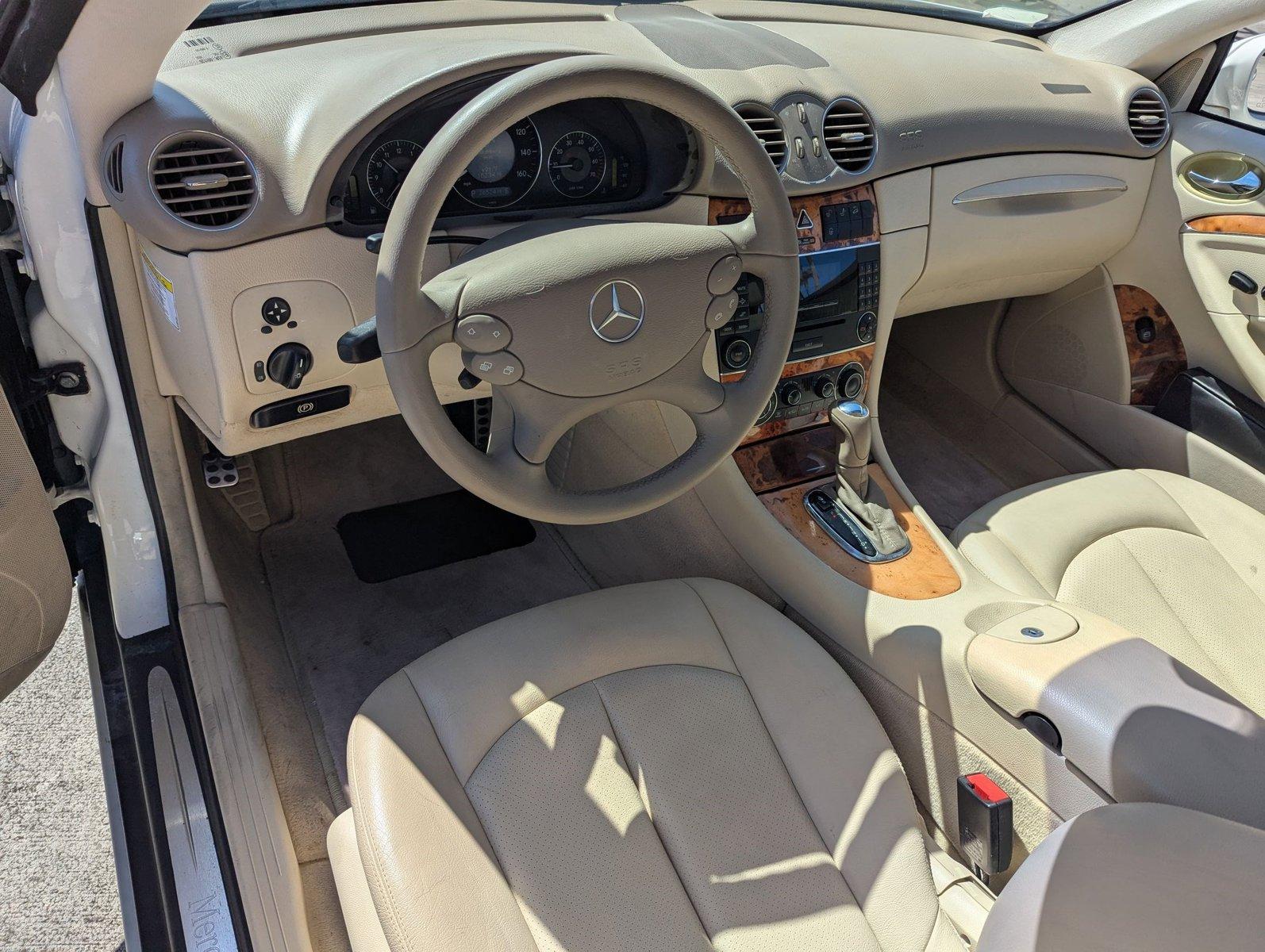 2005 Mercedes-Benz CLK-Class Vehicle Photo in Fort Lauderdale, FL 33316