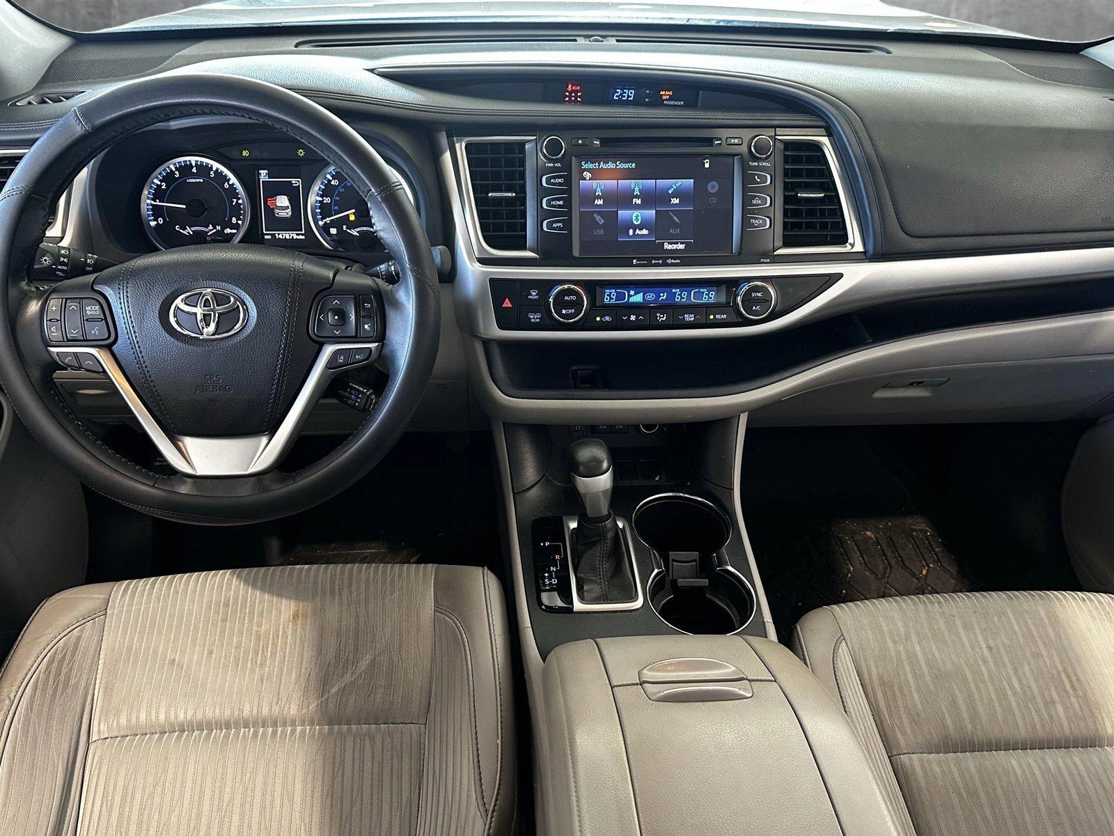 2017 Toyota Highlander Vehicle Photo in Hollywood, FL 33021