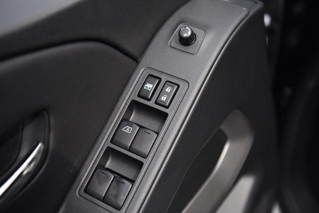 2025 Nissan Frontier Vehicle Photo in Ballwin, MO 63011