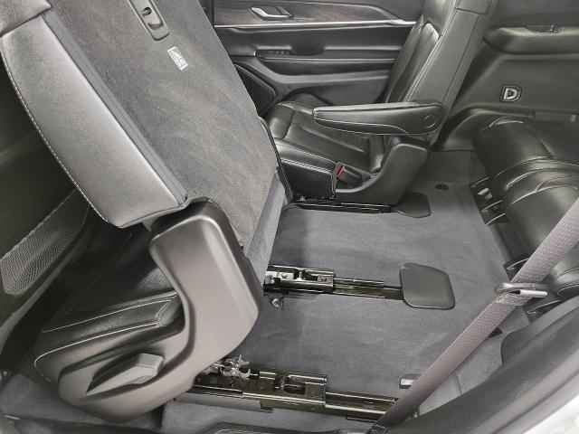 2023 Jeep Grand Cherokee L Vehicle Photo in NEENAH, WI 54956-2243