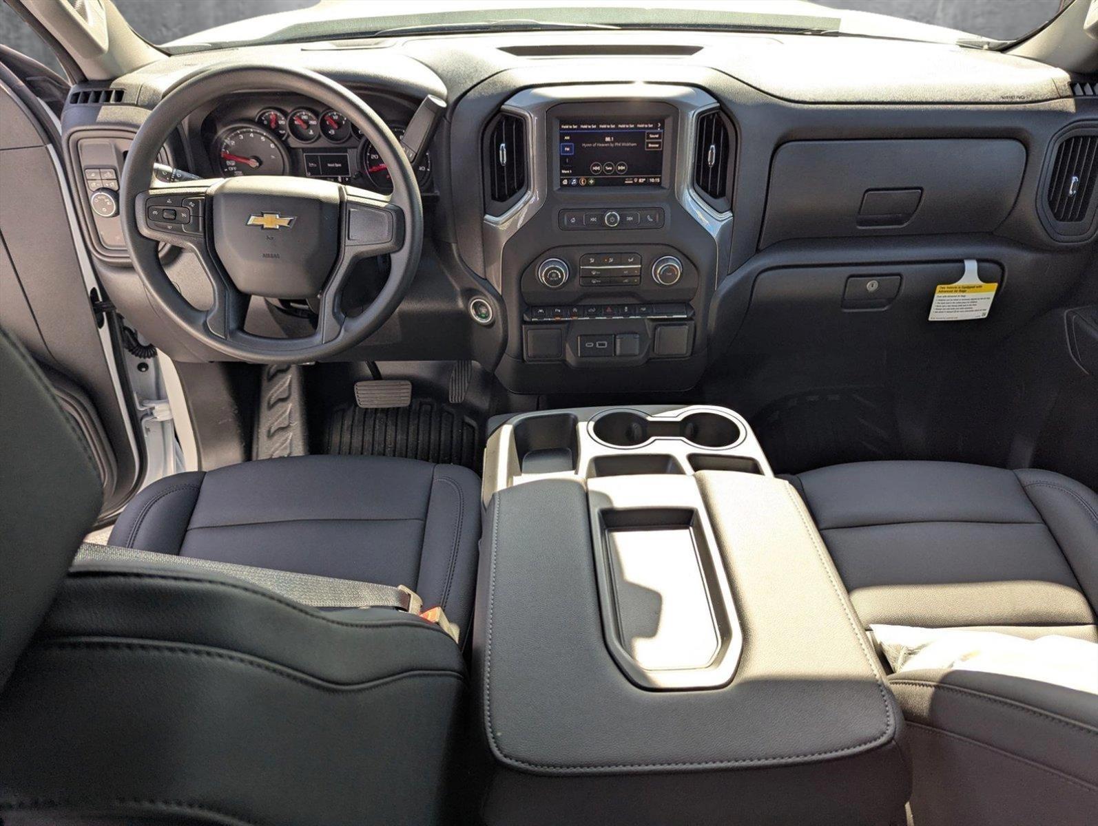 2025 Chevrolet Silverado 1500 Vehicle Photo in GREENACRES, FL 33463-3207