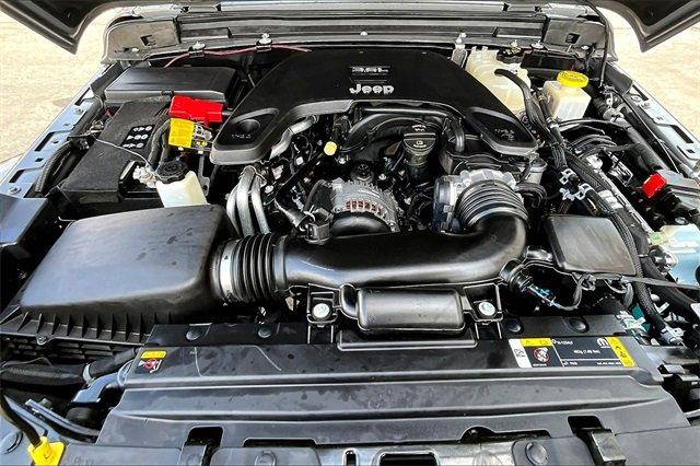 2021 Jeep Gladiator Vehicle Photo in TOPEKA, KS 66609-0000
