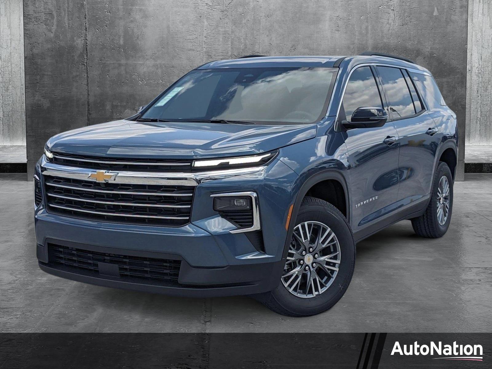 2025 Chevrolet Traverse Vehicle Photo in MIAMI, FL 33172-3015