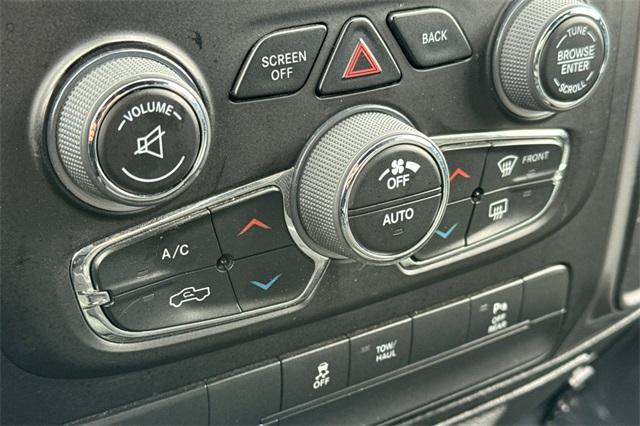 2022 Ram 1500 Classic Vehicle Photo in ELK GROVE, CA 95757-8703