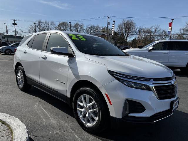 2023 Chevrolet Equinox Vehicle Photo in MASSENA, NY 13662-2255