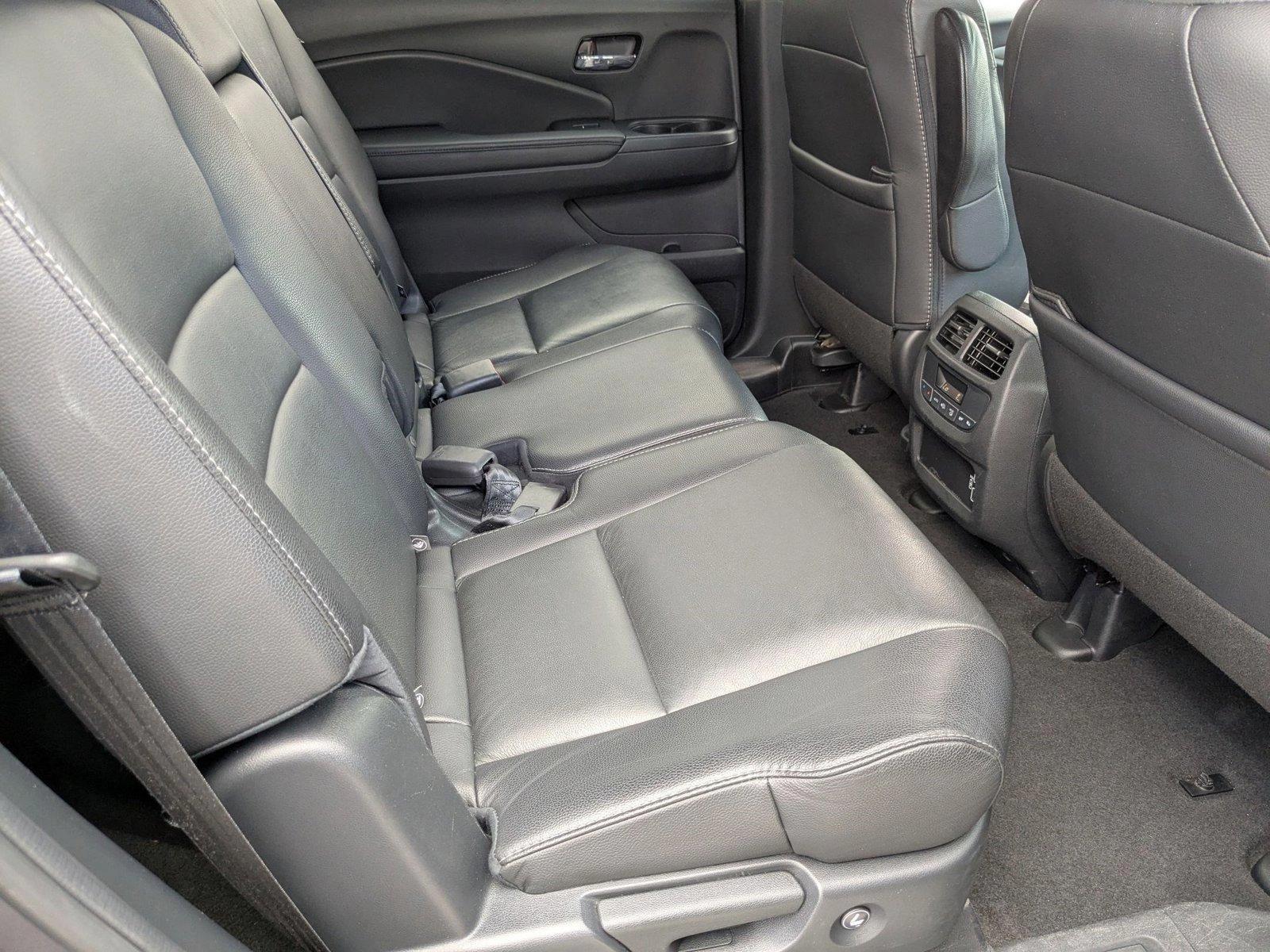 2021 Honda Pilot Vehicle Photo in Miami, FL 33015