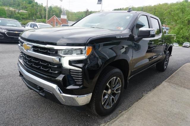 2022 Chevrolet Silverado 1500 Vehicle Photo in FAIRMONT, WV 26554-2318