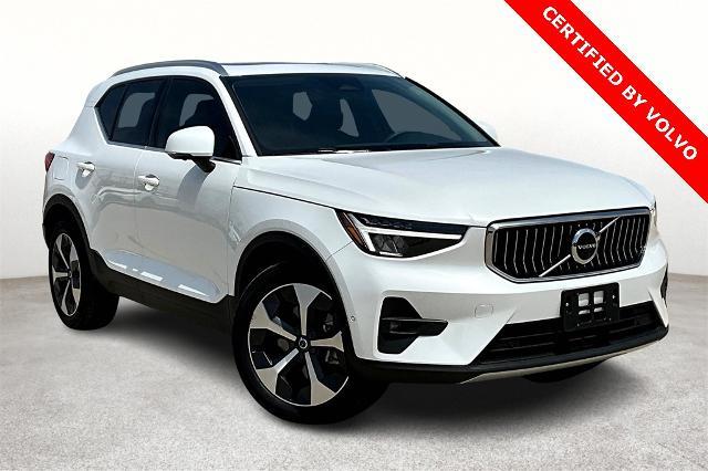 2023 Volvo XC40 Vehicle Photo in Grapevine, TX 76051