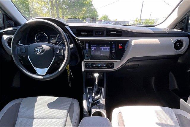 2018 Toyota Corolla Vehicle Photo in INDEPENDENCE, MO 64055-1314