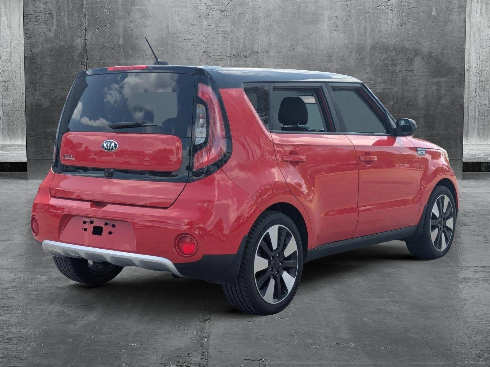 2017 Kia Soul Vehicle Photo in GREENACRES, FL 33463-3207