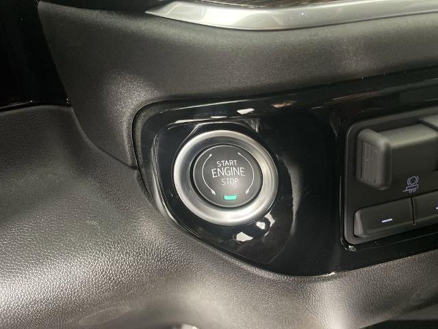 2025 GMC Sierra 1500 Vehicle Photo in GILBERT, AZ 85297-0402