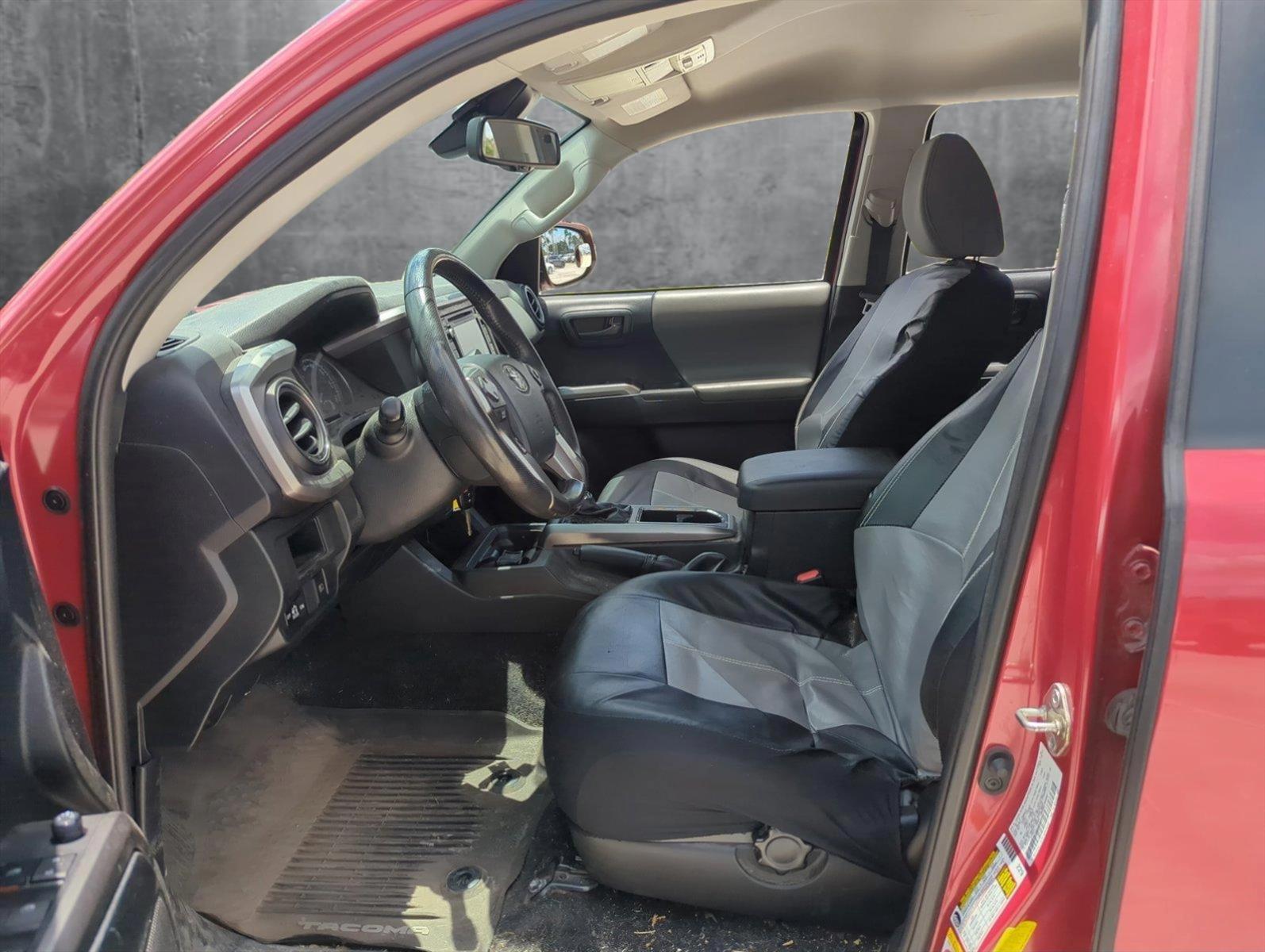 2019 Toyota Tacoma 4WD Vehicle Photo in Pembroke Pines, FL 33027