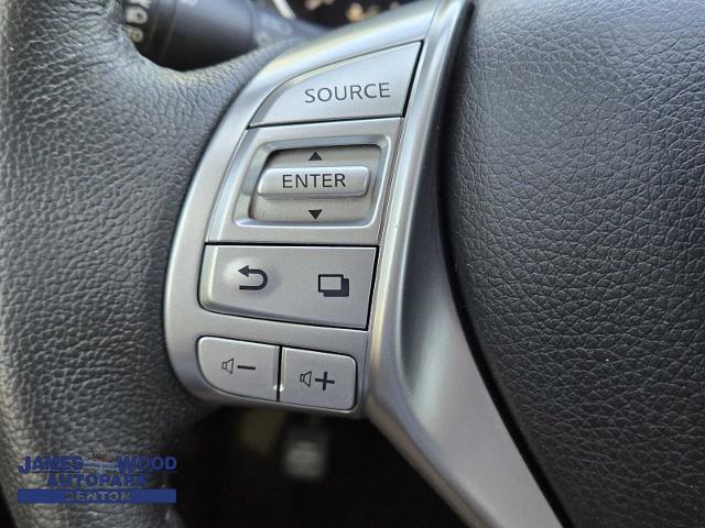 2016 Nissan Rogue Vehicle Photo in DENTON, TX 76210-9321