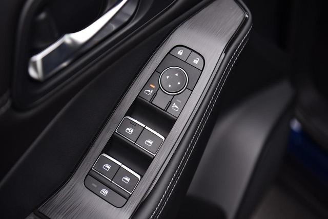 2025 Nissan Rogue Vehicle Photo in Ballwin, MO 63011