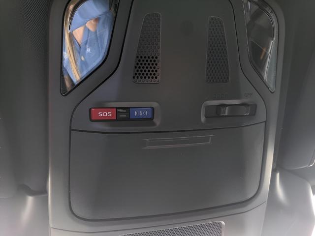 2025 Subaru Outback Vehicle Photo in Green Bay, WI 54304