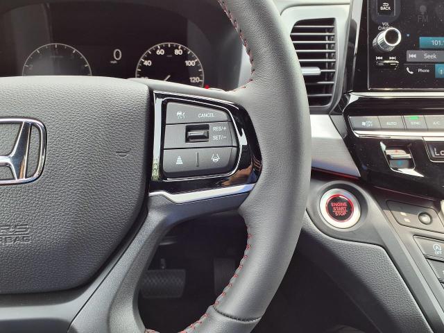 2025 Honda Odyssey Vehicle Photo in Oshkosh, WI 54904