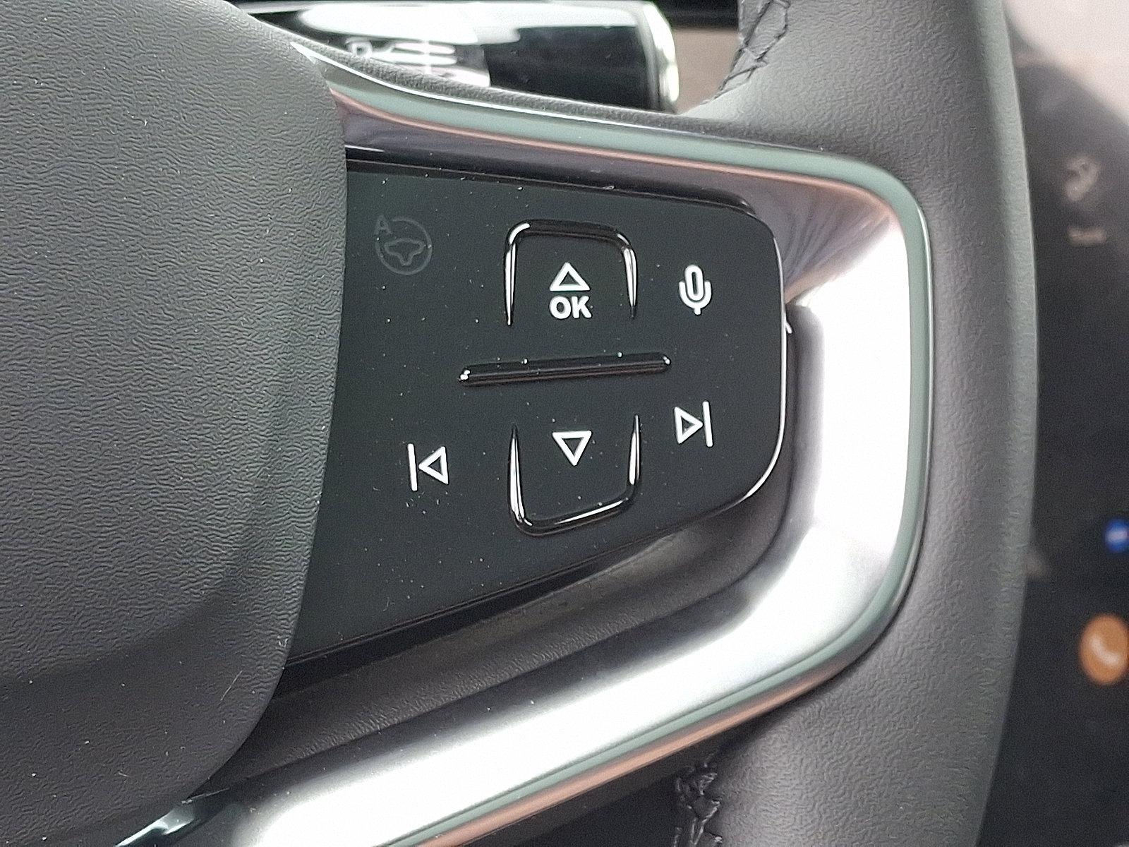 2025 Volvo EX90 Vehicle Photo in Trevose, PA 19053