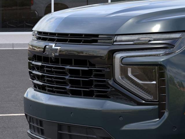 2025 Chevrolet Suburban Vehicle Photo in TOPEKA, KS 66609-0000