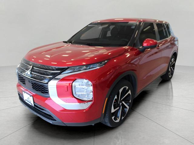2022 Mitsubishi Outlander Vehicle Photo in Green Bay, WI 54304