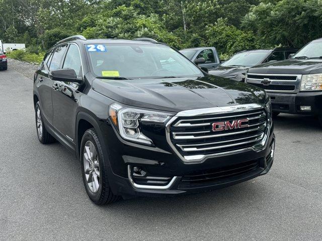 2024 GMC Terrain Vehicle Photo in LEOMINSTER, MA 01453-2952