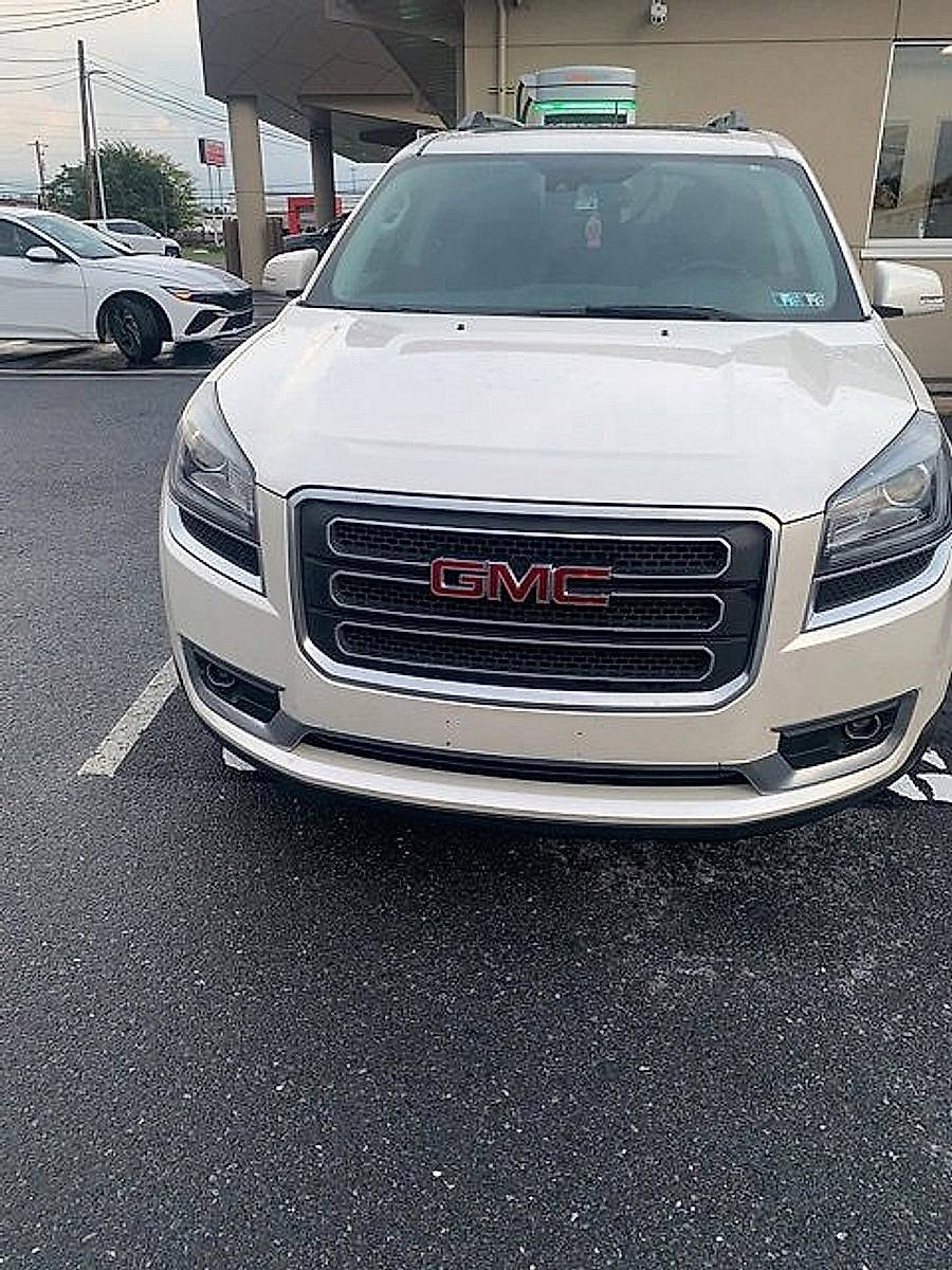 2015 GMC Acadia Vehicle Photo in Harrisburg, PA 17111