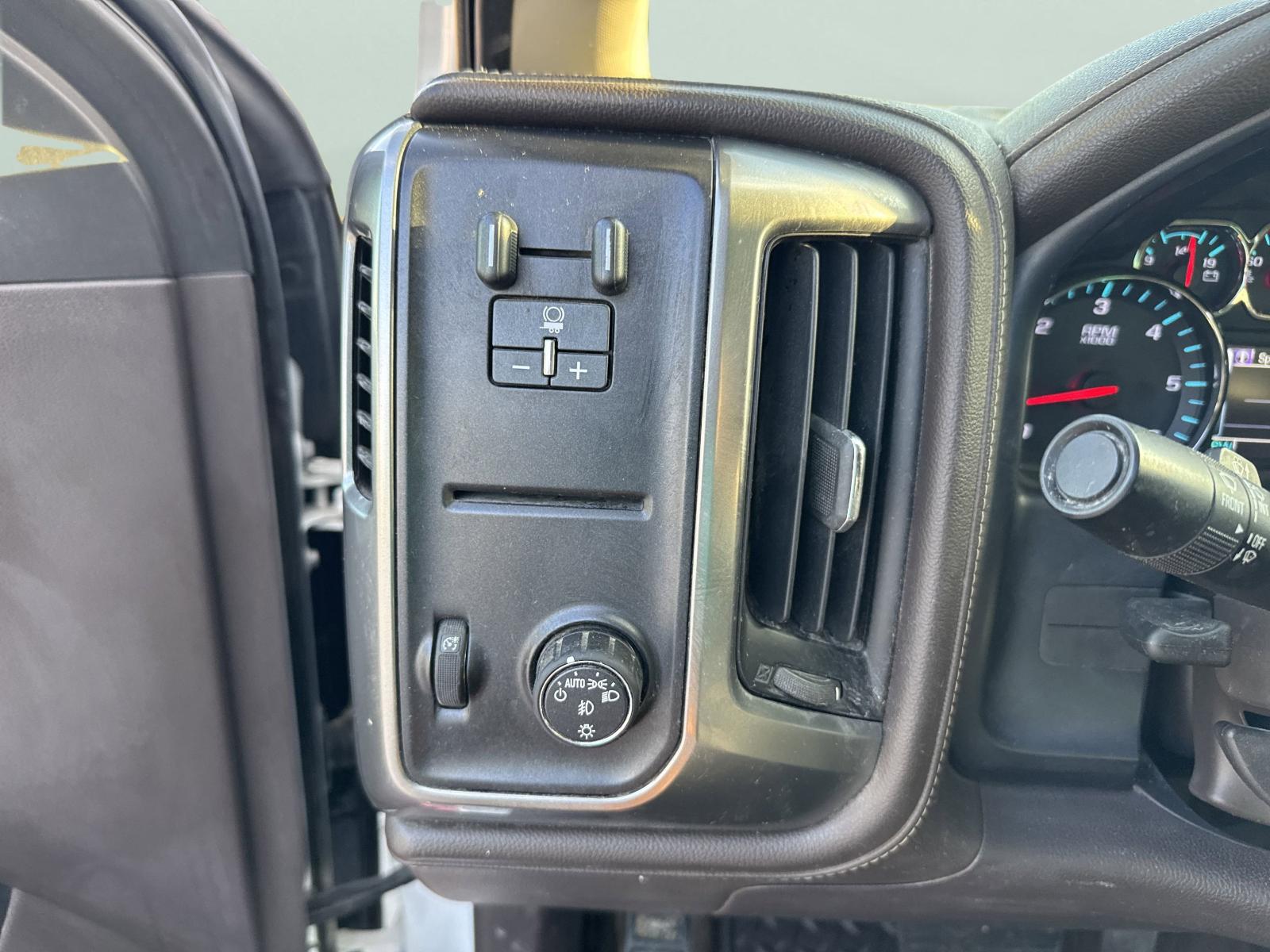 2015 Chevrolet Silverado 3500 HD Vehicle Photo in GEORGETOWN, TX 78626-7508