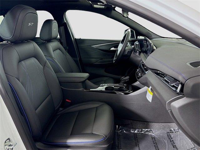 2025 Buick Envista Vehicle Photo in PUYALLUP, WA 98371-4149