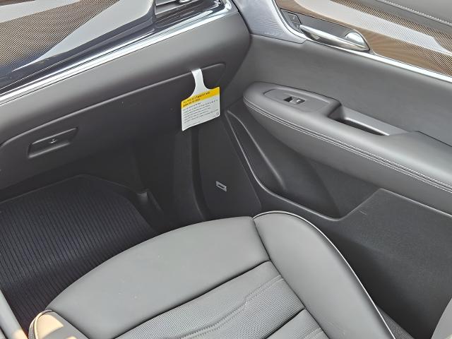 2025 Cadillac XT6 Vehicle Photo in MADISON, WI 53713-3220