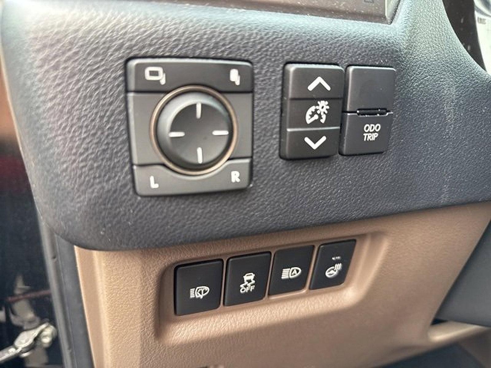 2022 Lexus GX 460 Vehicle Photo in Trevose, PA 19053