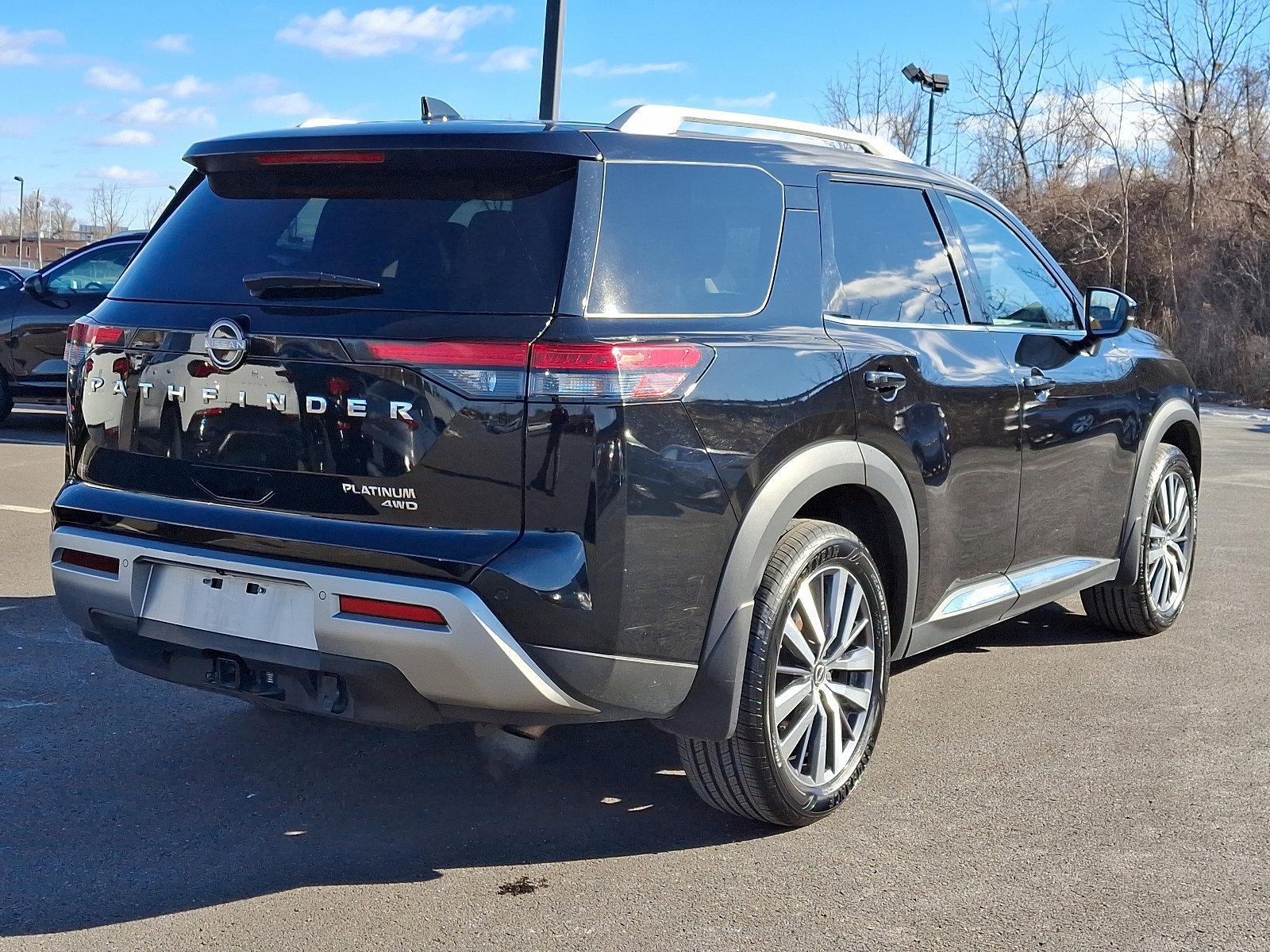 2022 Nissan Pathfinder Vehicle Photo in Trevose, PA 19053