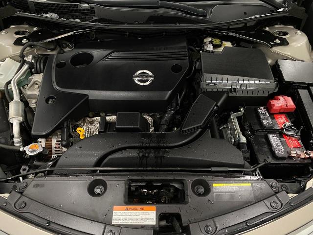 2015 Nissan Altima Vehicle Photo in Appleton, WI 54913